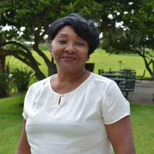 Meet your Posher, Eliza